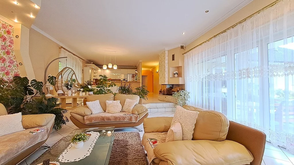 Dom i rezydencja 240,26 m², oferta nr , 321/7250/ODS, Żerniki Wrocławskie