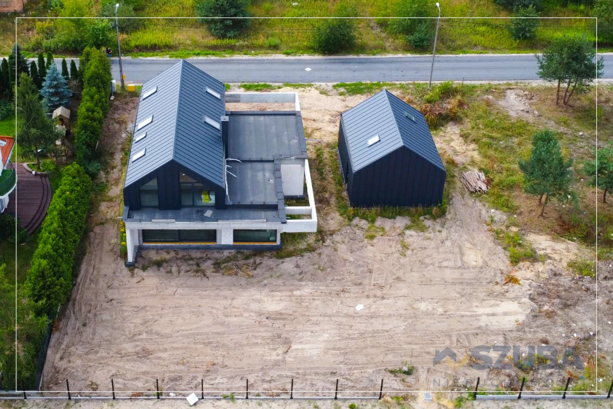 Dom i rezydencja 250,00 m², oferta nr , 118118, Walendów, Romantyczna