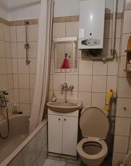 1 pokój, mieszkanie 35,68 m², piętro 1, oferta nr , 10427, Tychy, Cicha