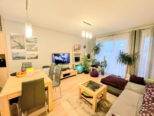 Apartamenty 10664 Kraków Dębniki Czerwone Maki