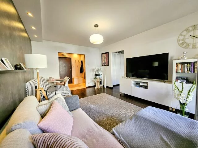 Apartamenty 10102 Warszawa Białołęka Zbytki