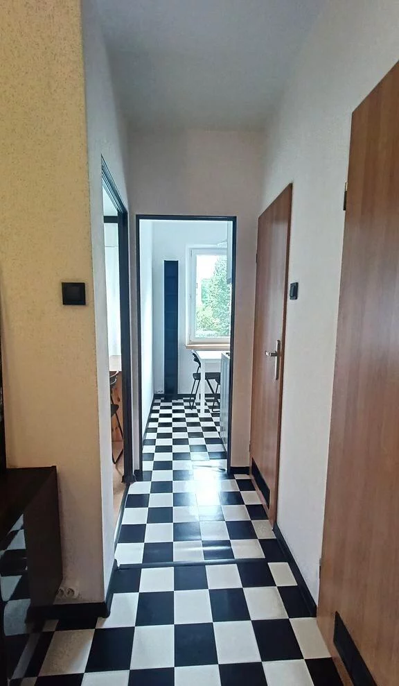 9892 - zdjęcie nr 3