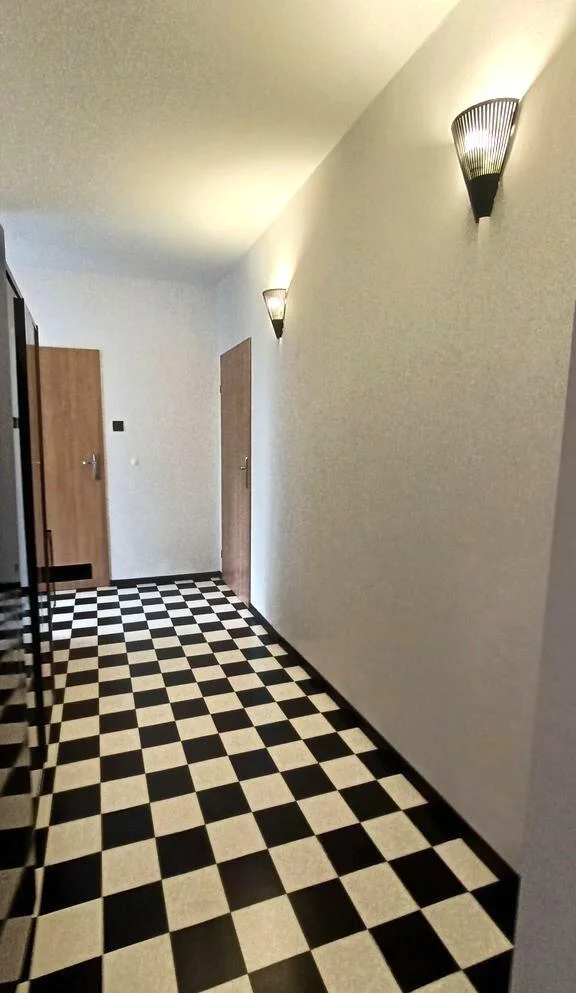 9892 - zdjęcie nr 4
