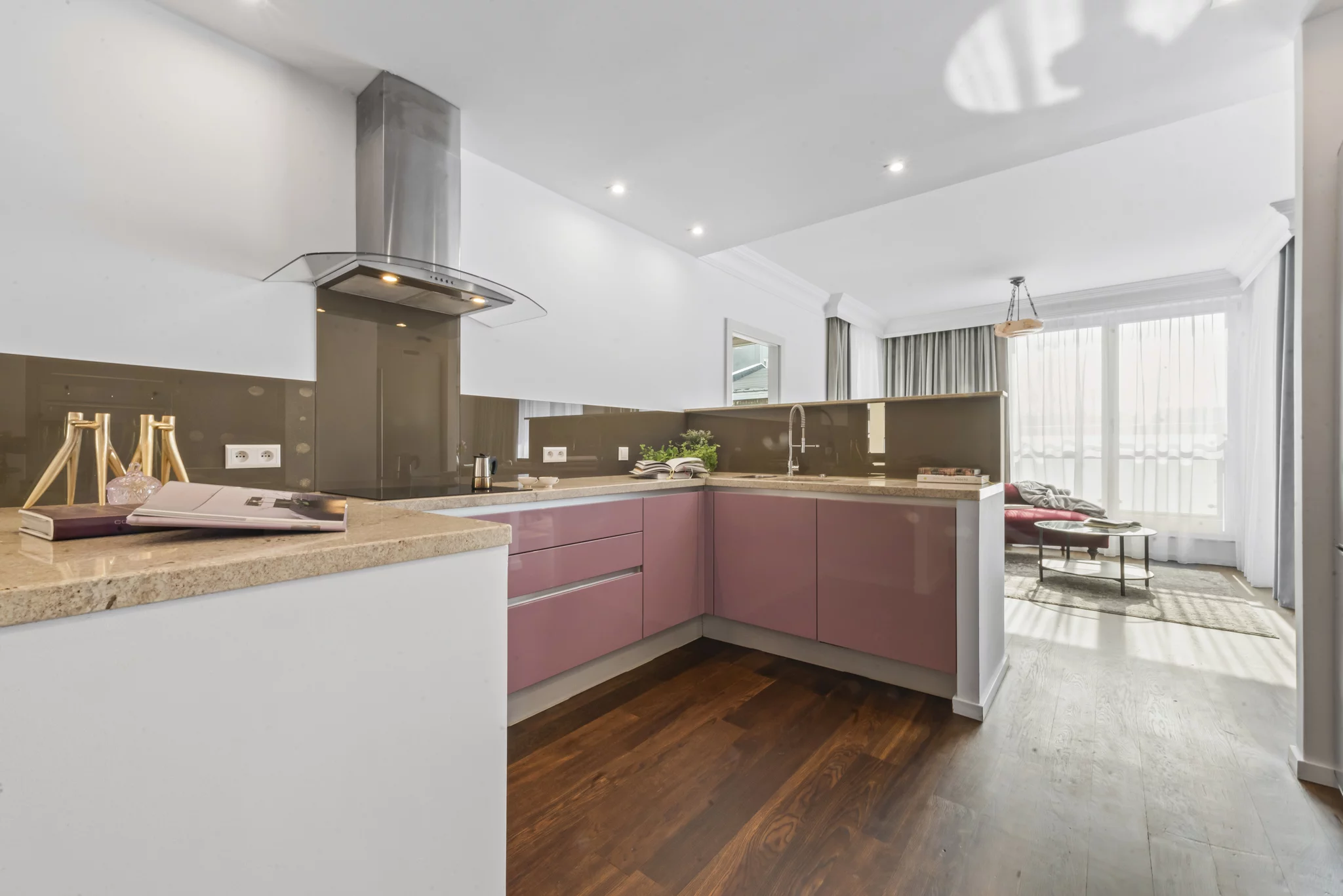 Apartamenty 10198284 Warszawa Mokotów Wiktorska 8