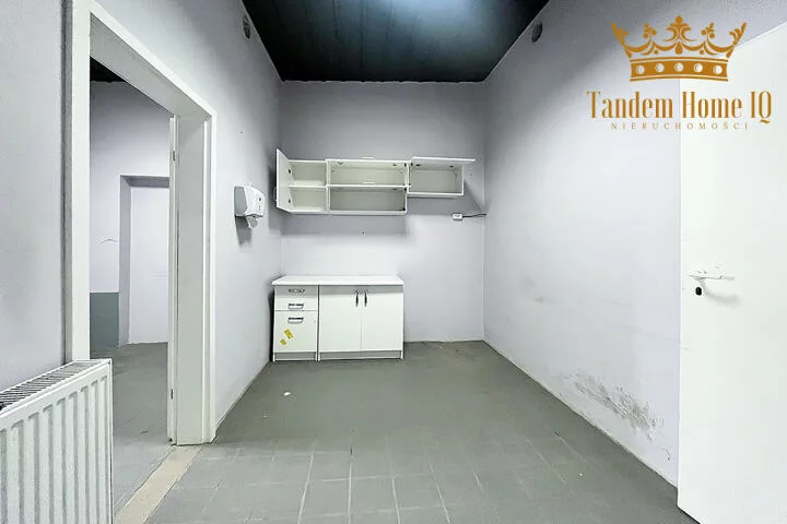 Lokal użytkowy 850,00 m², oferta nr , 992, Łomianki
