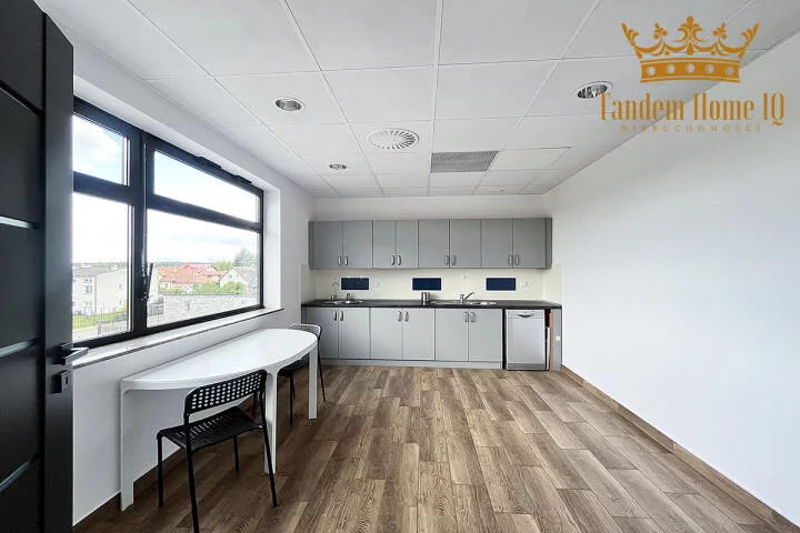Biuro 278,00 m², oferta nr , 983, Sękocin Nowy