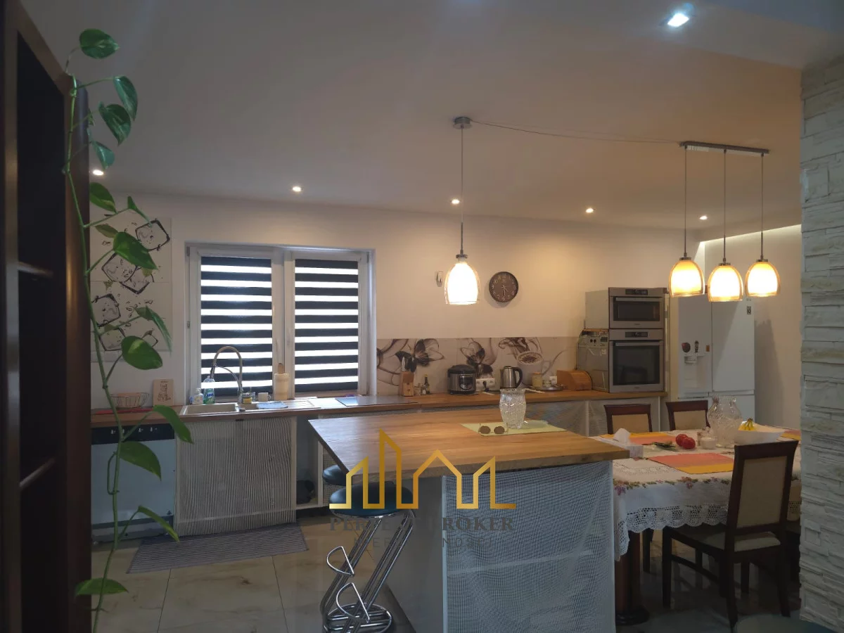 Dom 200,00 m², oferta nr , PB949163, Mętów