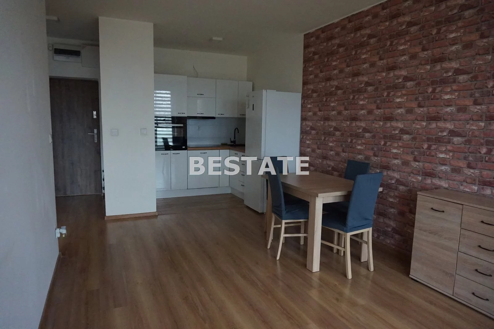 Apartamenty BESP-MW-1743-68 Pabianice