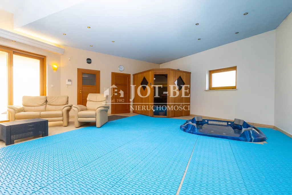Dom 754,58 m², oferta nr , 5563/4112/ODS, Krzeptów