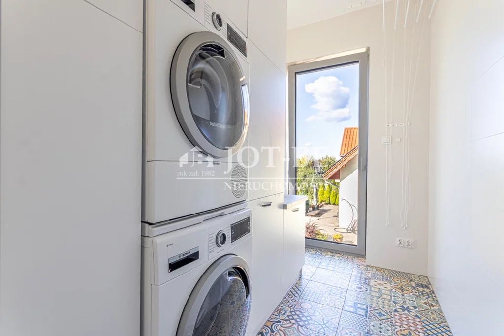 Dom 256,00 m², oferta nr , 5637/4112/ODS, Rogów Sobócki