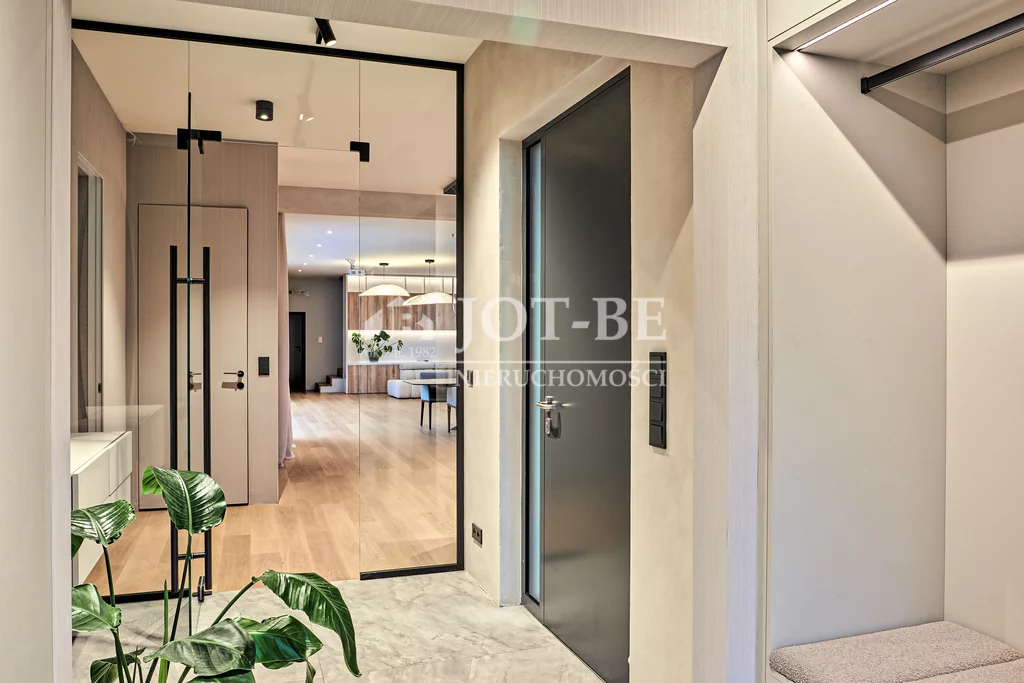 Dom 360,00 m², oferta nr , 5710/4112/ODS, Radomierzyce