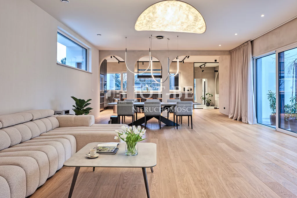 Dom 360,00 m², oferta nr , 5710/4112/ODS, Radomierzyce