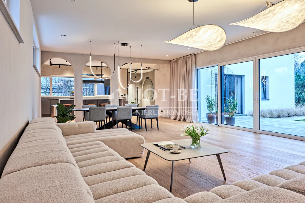 Dom 360,00 m², oferta nr , 5710/4112/ODS, Radomierzyce
