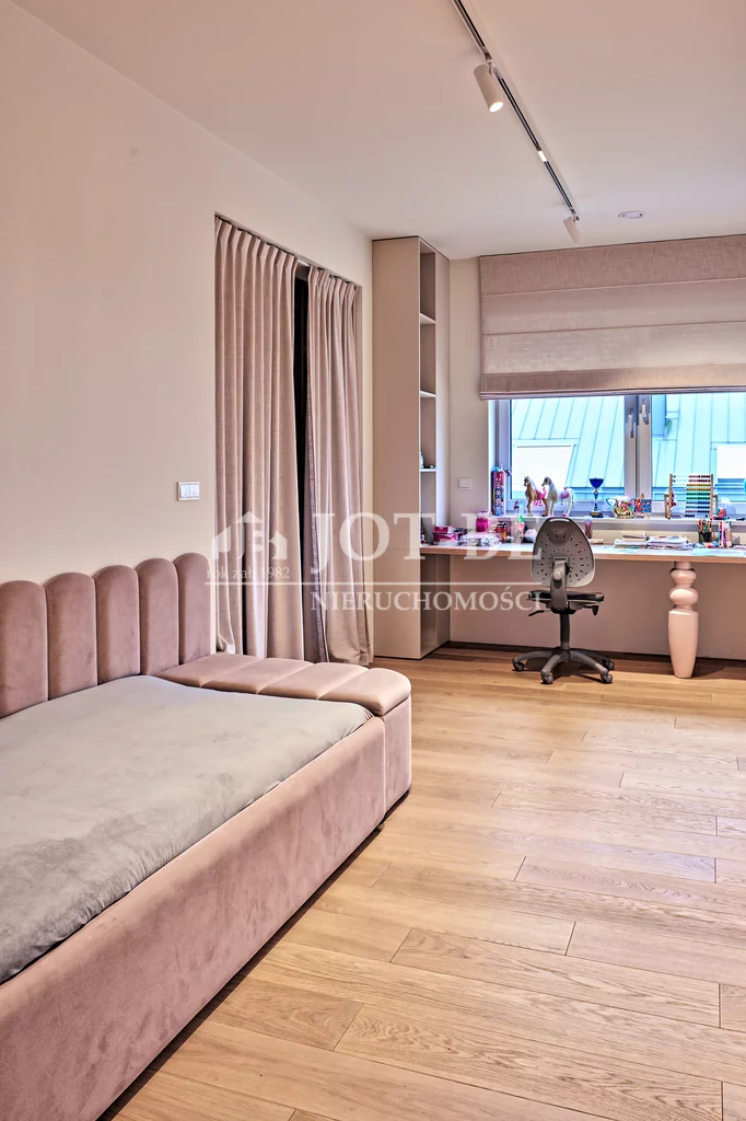 Dom 360,00 m², oferta nr , 5710/4112/ODS, Radomierzyce
