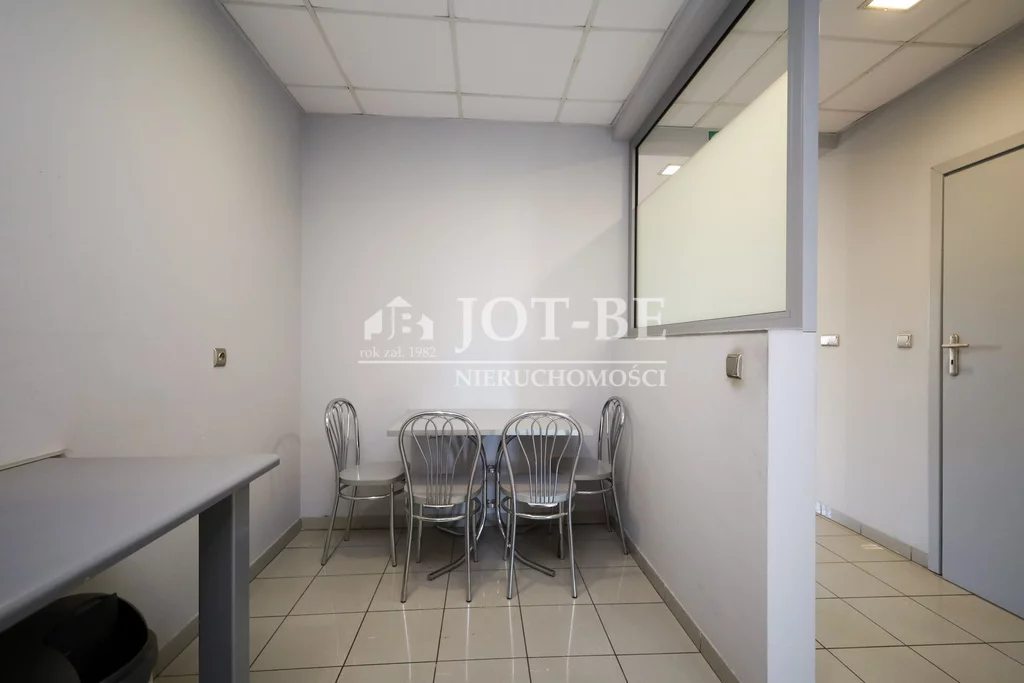 Biuro 180,00 m², oferta nr , 2223/4112/OLW, Radwanice