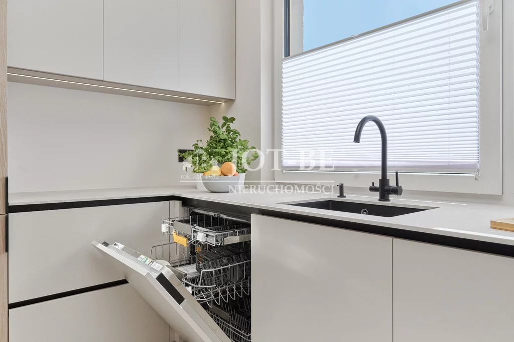 3 pokoje, mieszkanie 71,09 m², piętro 1, oferta nr , 19665/4112/OMS, Iwiny, Miodowa
