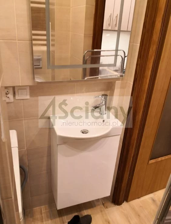 1 pokój, mieszkanie 19,00 m², piętro 4, oferta nr , 66011/3098/OMS, Warszawa, Śródmieście, Śródmieście, Chmielna