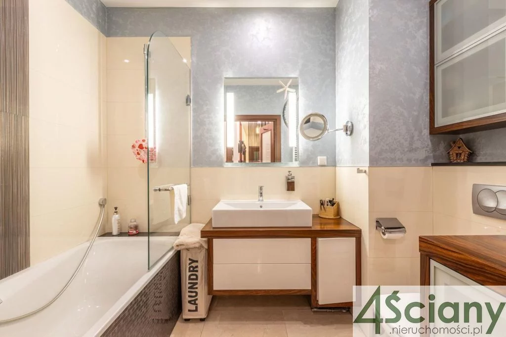 2 pokoje, apartament 73,00 m², piętro 7, oferta nr , 63447/3098/OMS, Warszawa, Śródmieście, Śródmieście, Grzybowska