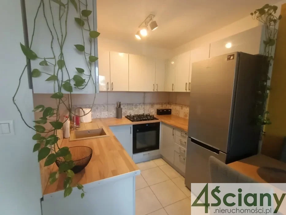Apartamenty 65054/3098/OMS Warszawa Targówek Suwalska