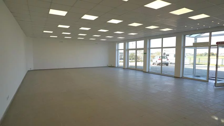 Lokal użytkowy do wynajęcia, 275,53 m², oferta nr 24487