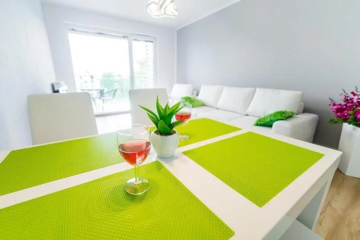 1 pokój, mieszkanie 35,00 m², piętro 4, oferta nr , 20244, Kołobrzeg, Klonowa