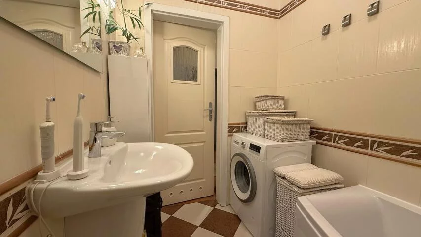 3 pokoje, mieszkanie 72,00 m², piętro 1, oferta nr , 24574, Kołobrzeg, Al. I Armii Wojska Polskiego
