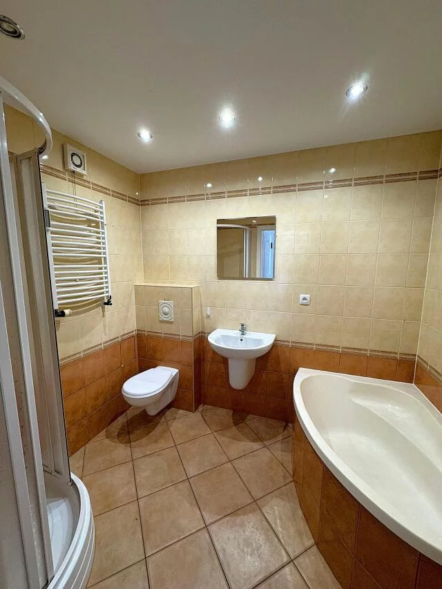 3 pokoje, mieszkanie 69,80 m², piętro 4, oferta nr , 23871, Kołobrzeg, Armii Krajowej