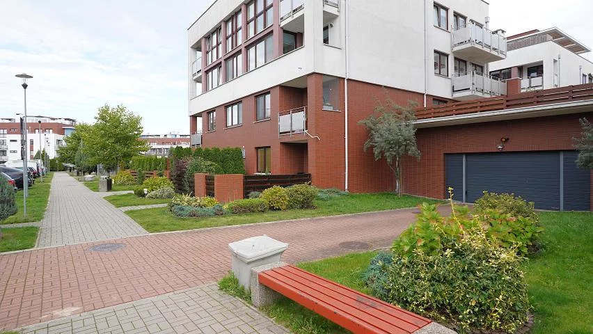 Mieszkanie trzypokojowe 70,38 m², Kołobrzeg, Wylotowa, Sprzedaż