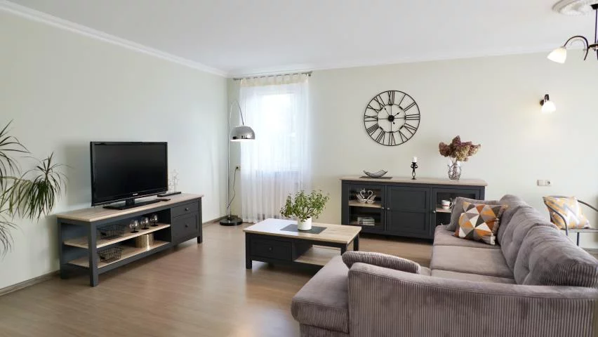 Mieszkanie na sprzedaż, 70,38 m², 3 pokoje, 1 piętro, oferta nr 24469