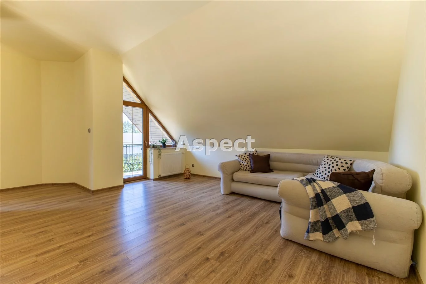 Dom i rezydencja 300,00 m², oferta nr , API-DS-50962, Koziegłowy