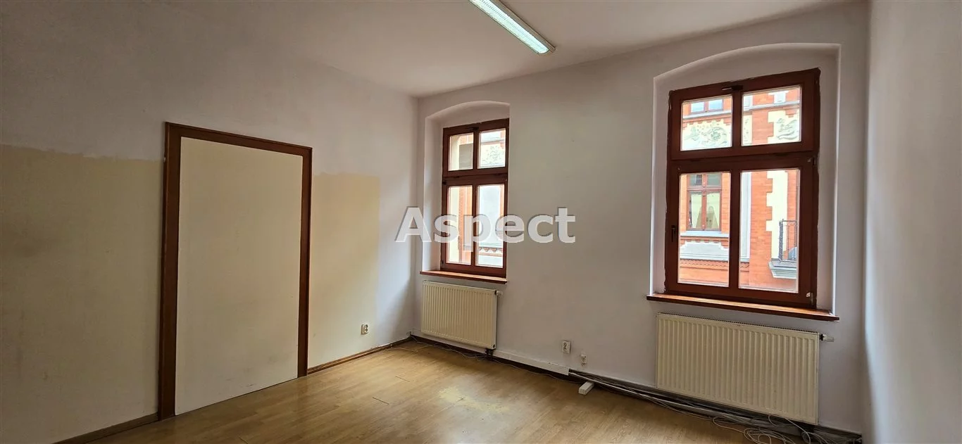 Lokal użytkowy 309,85 m², oferta nr , AP1-LS-48705, Rybnik