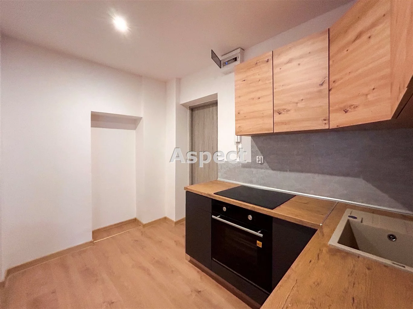 Mieszkanie dwupokojowe 30,62 m², Katowice, Dąbrówka Mała, Sprzedaż