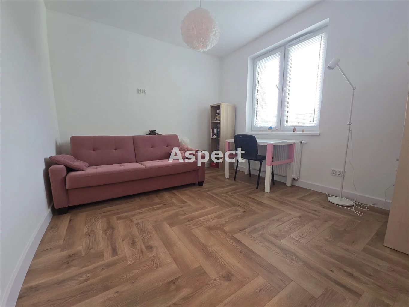 3 pokoje, mieszkanie 61,00 m², piętro 1, oferta nr , APO-MS-51120, Płock, Góry