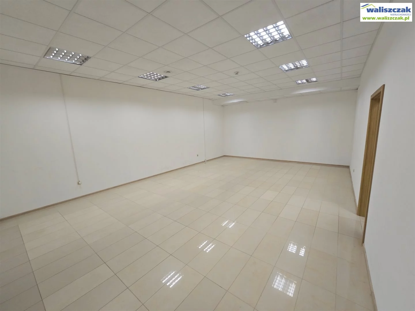 Lokal użytkowy 40,00 m², Piotrków Trybunalski, Wynajem