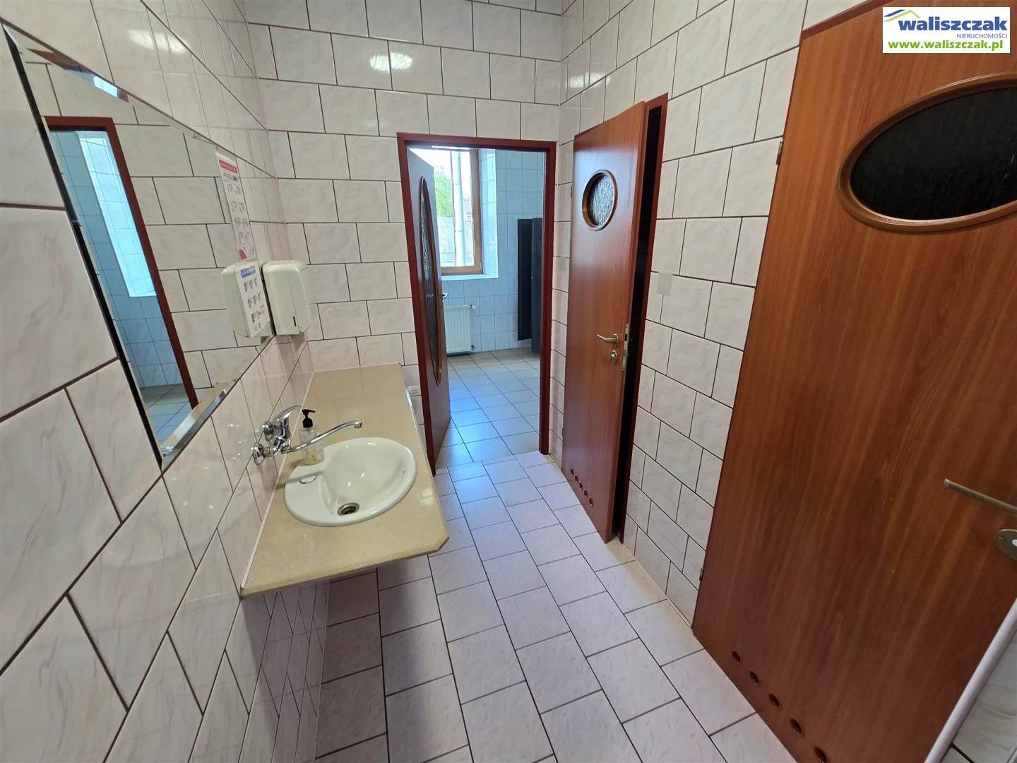 Lokal użytkowy 56,00 m², oferta nr , LW-14641-1, Piotrków Trybunalski