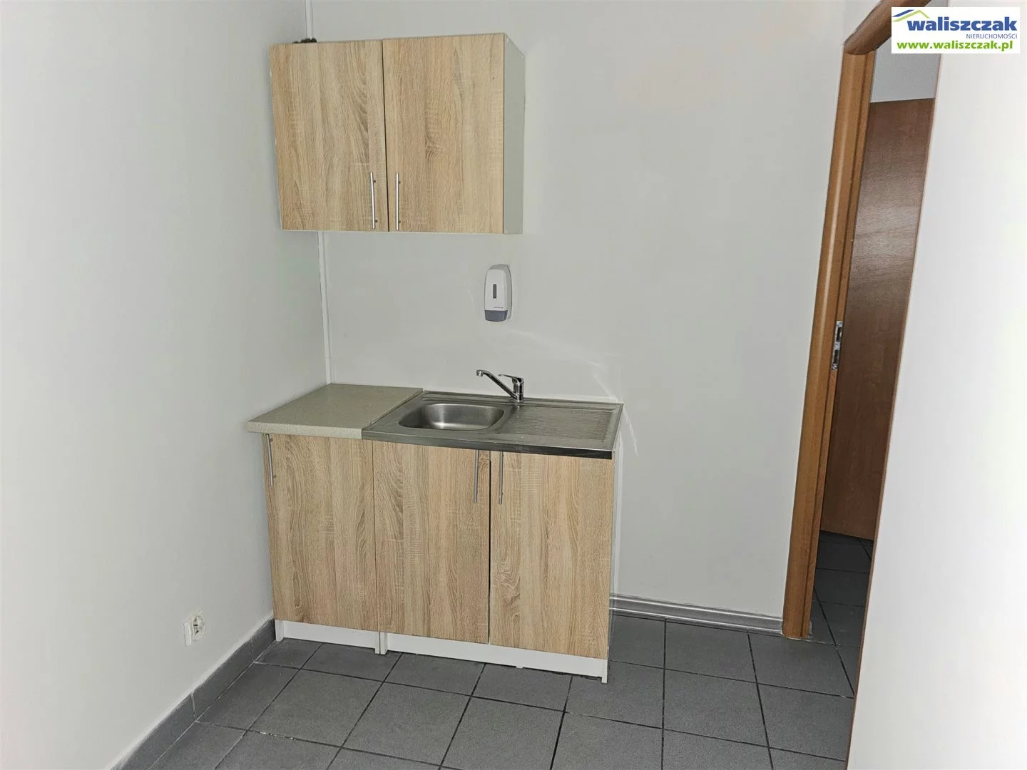 Lokal użytkowy 135,00 m², oferta nr , LW-14656-2, Piotrków Trybunalski