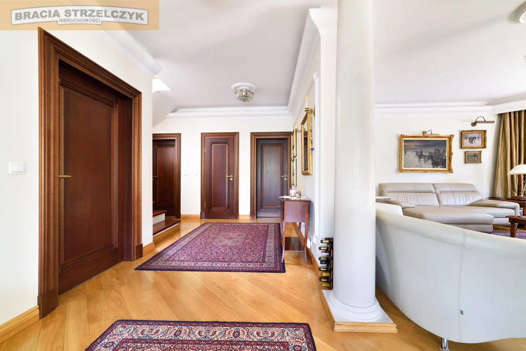 Dom i rezydencja 305,00 m², oferta nr , 193/9046/ODS, Kobyłka