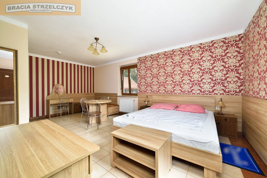 Lokal użytkowy 750,00 m², oferta nr , 36/9046/OOS, Rusiec