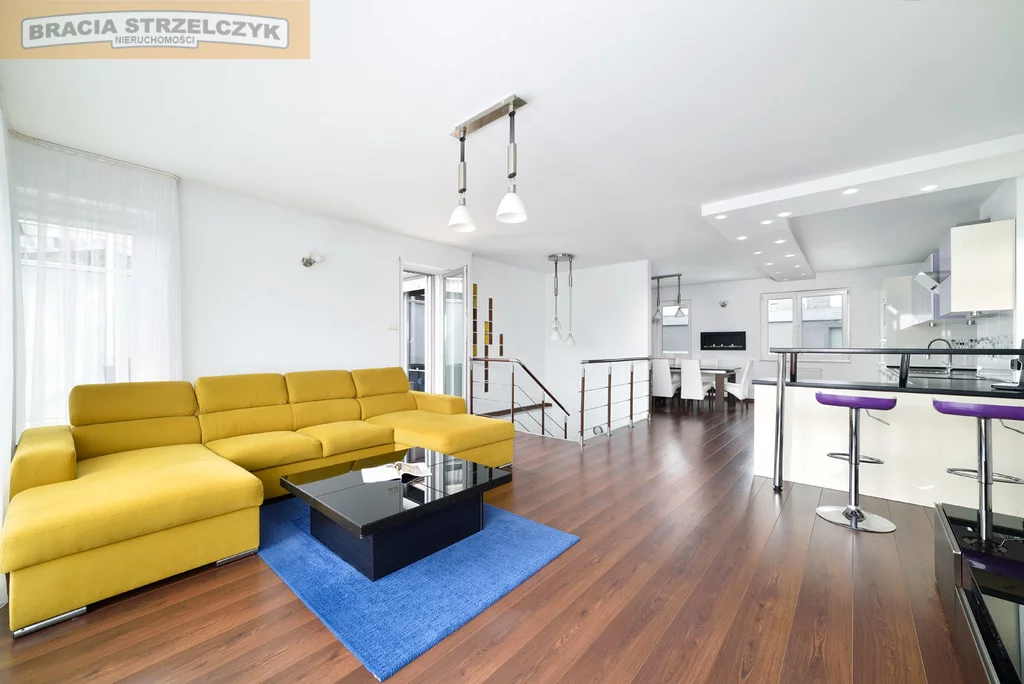 5 pokoi, mieszkanie 145,38 m², piętro 3, oferta nr , 718/9046/OMS, Ząbki, Skrajna