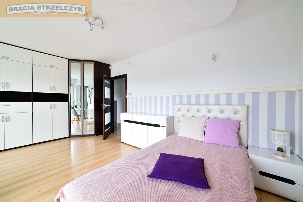 5 pokoi, mieszkanie 145,38 m², piętro 3, oferta nr , 718/9046/OMS, Ząbki, Skrajna