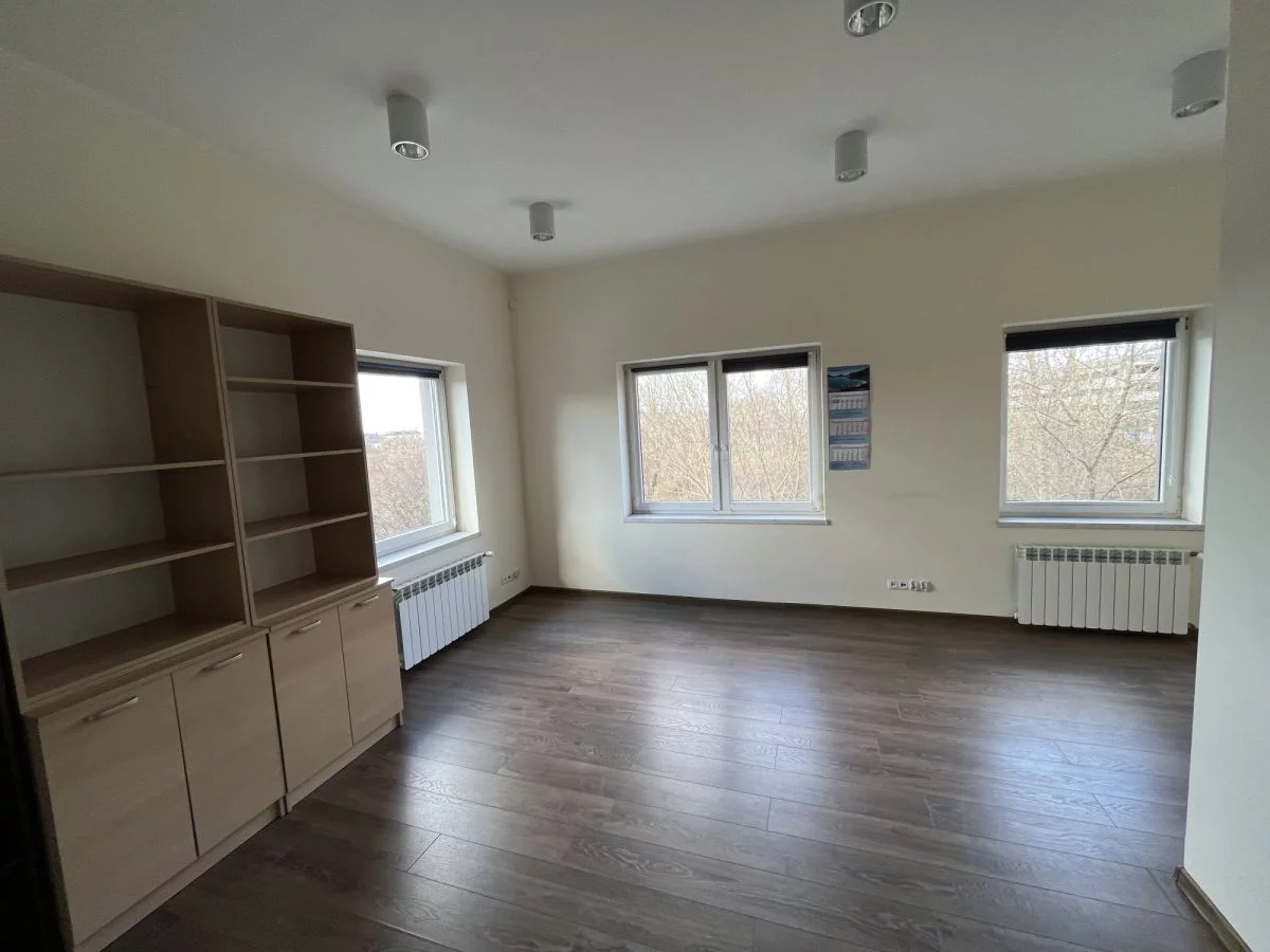 Biuro do wynajęcia, 65,00 m², oferta nr A-D516071