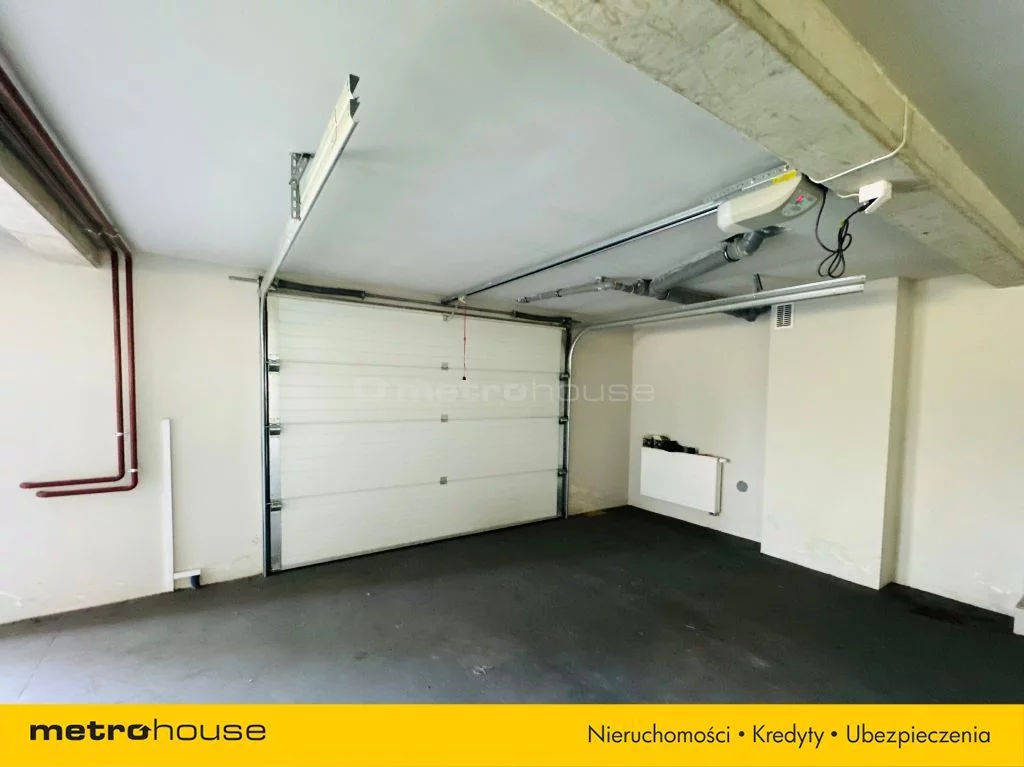 Dom i rezydencja 885,00 m², oferta nr , SDKAKE445, Łazy, Krakowska
