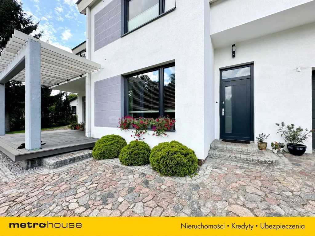 Dom i rezydencja 150,00 m², oferta nr , SDFUJY195, Gościno, Kościelna