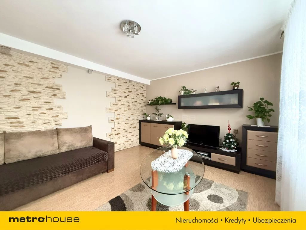 Dom 120,00 m², oferta nr , SDVUZE910, Roby