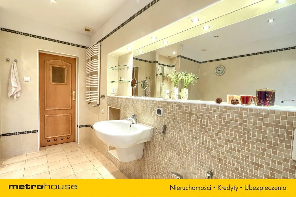 Dom 277,80 m², oferta nr , SDFAZO772, Łódź, Taborowa
