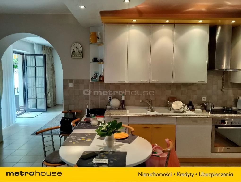 Dom i rezydencja 270,00 m², oferta nr , COKE804, Chylice