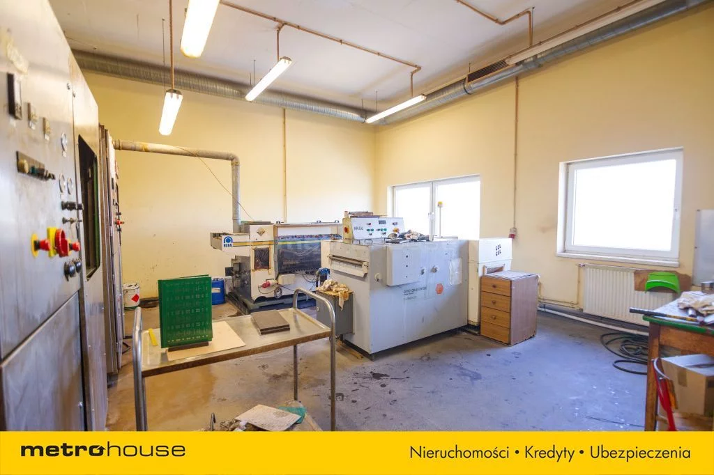 Obiekt 697,00 m², oferta nr , WONOPY877, Emów
