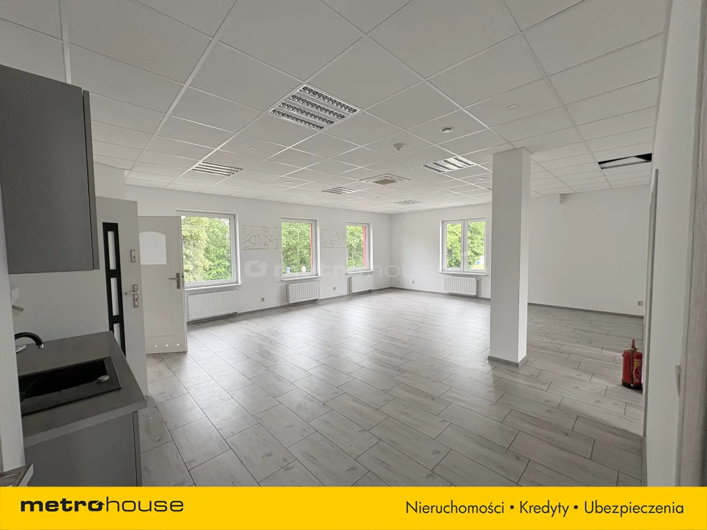 Lokal użytkowy 106,00 m², oferta nr , WBHAKU688, Otrębusy, Krzywa