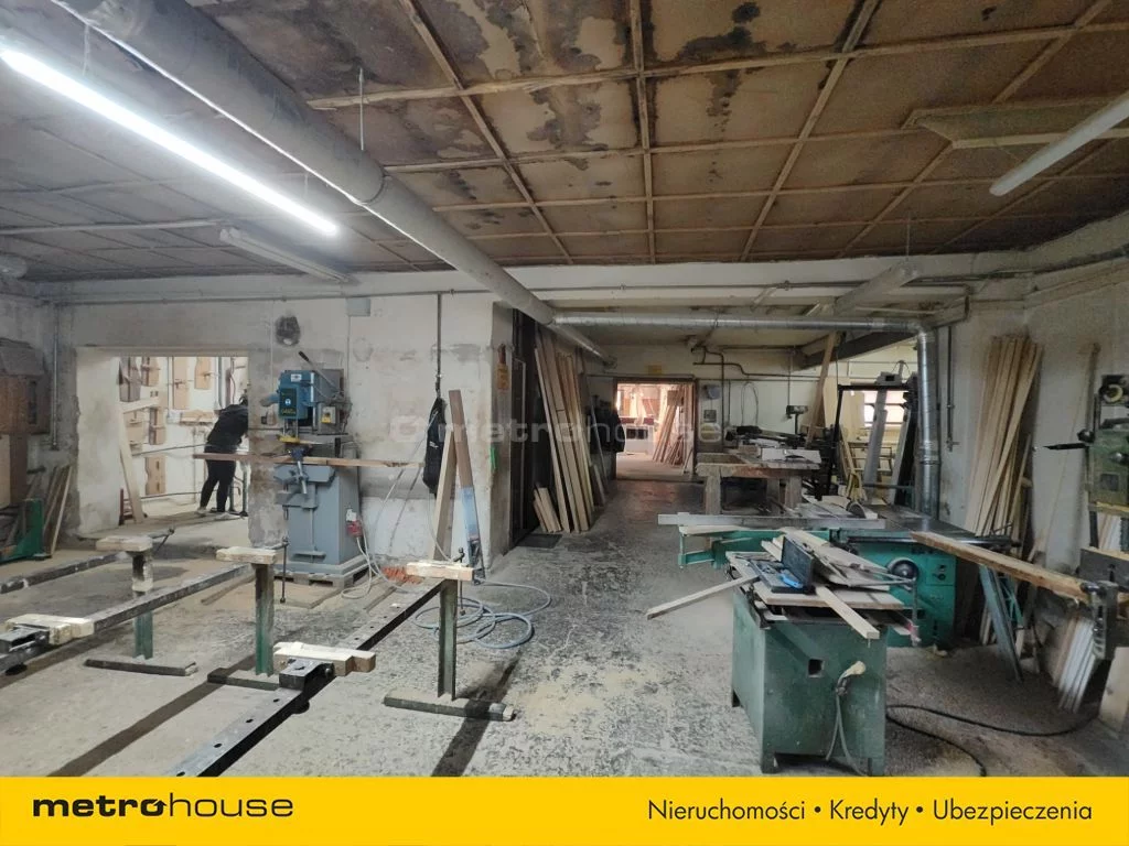 Obiekt 1 600,00 m², oferta nr , SONIVI548, Lipinki