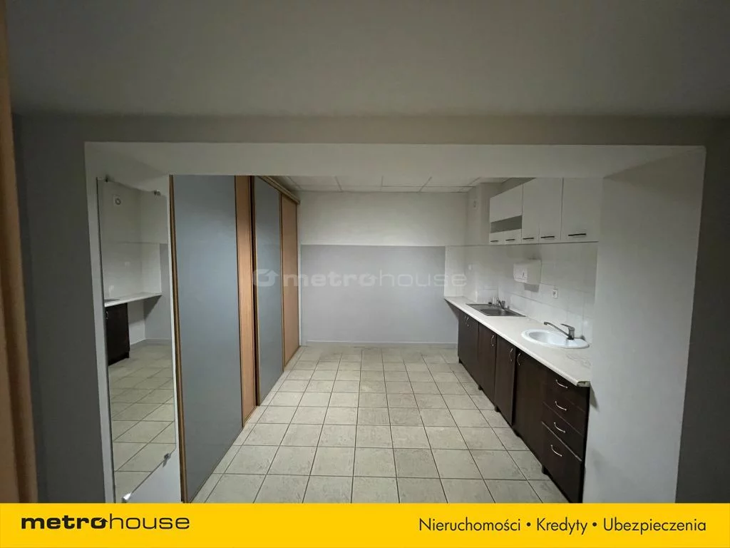 Obiekt 640,00 m², oferta nr , SOHIJU313, Łódź, Bałuty, Bałuty